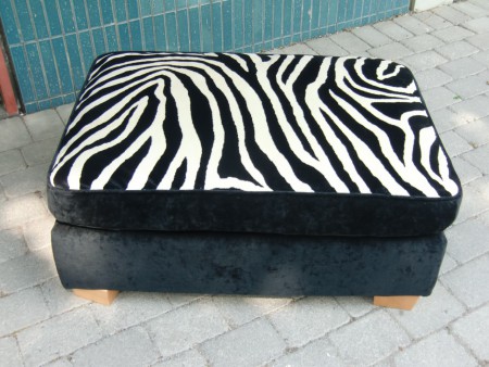 Pallen är klädd i tygerna Zebra Large samt Eros, båda från Nevotex